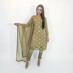 Heena D1