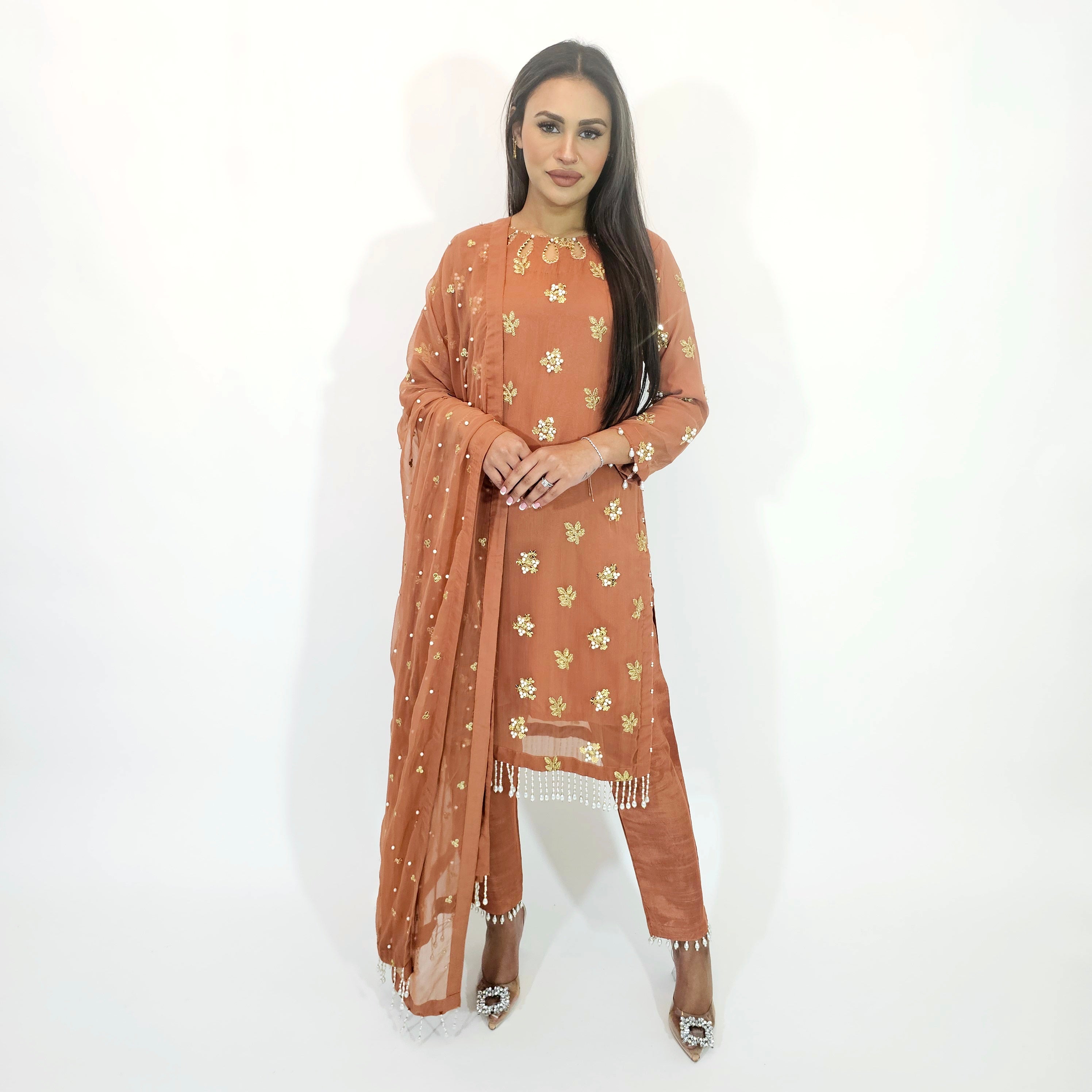 Heena D2
