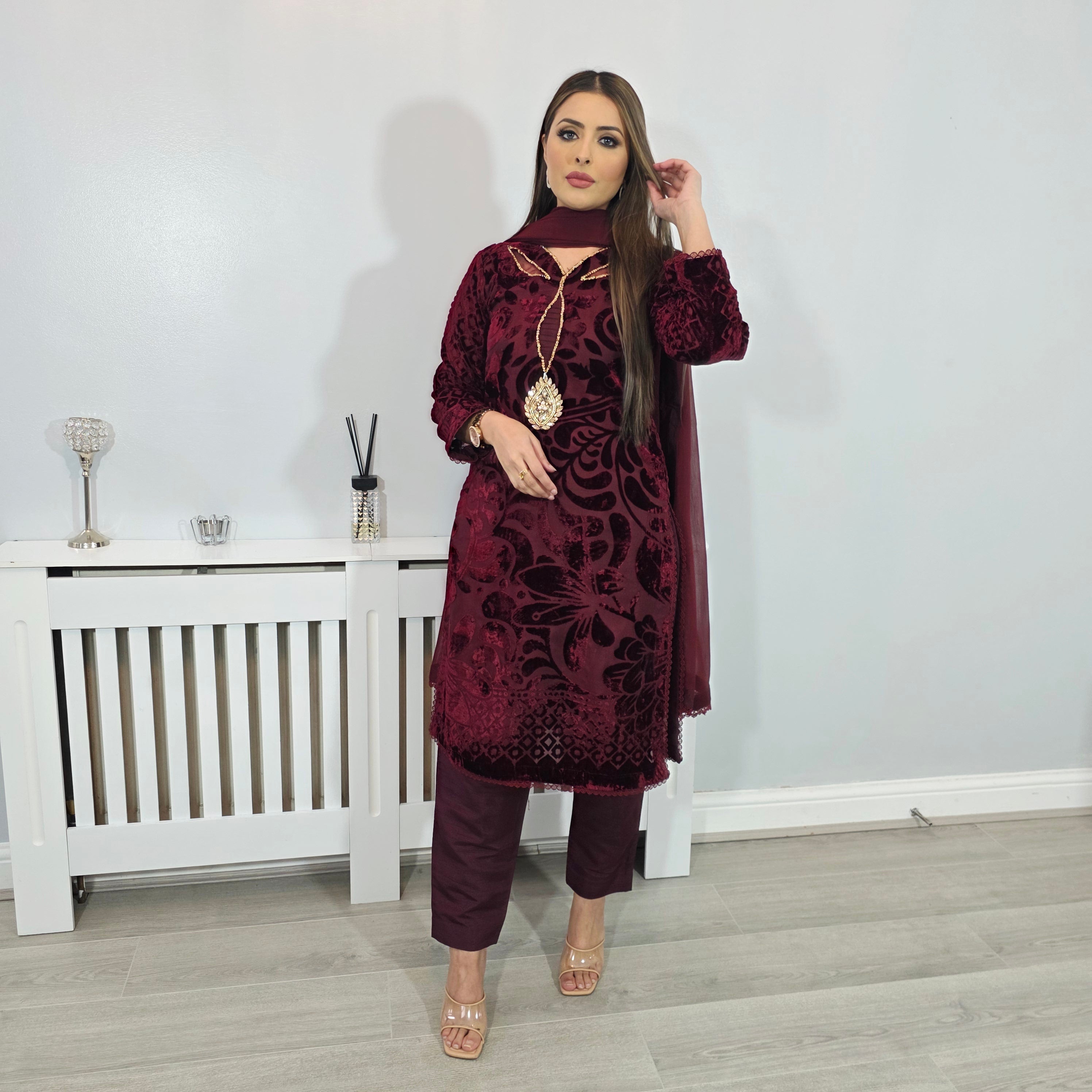 Falak Maroon