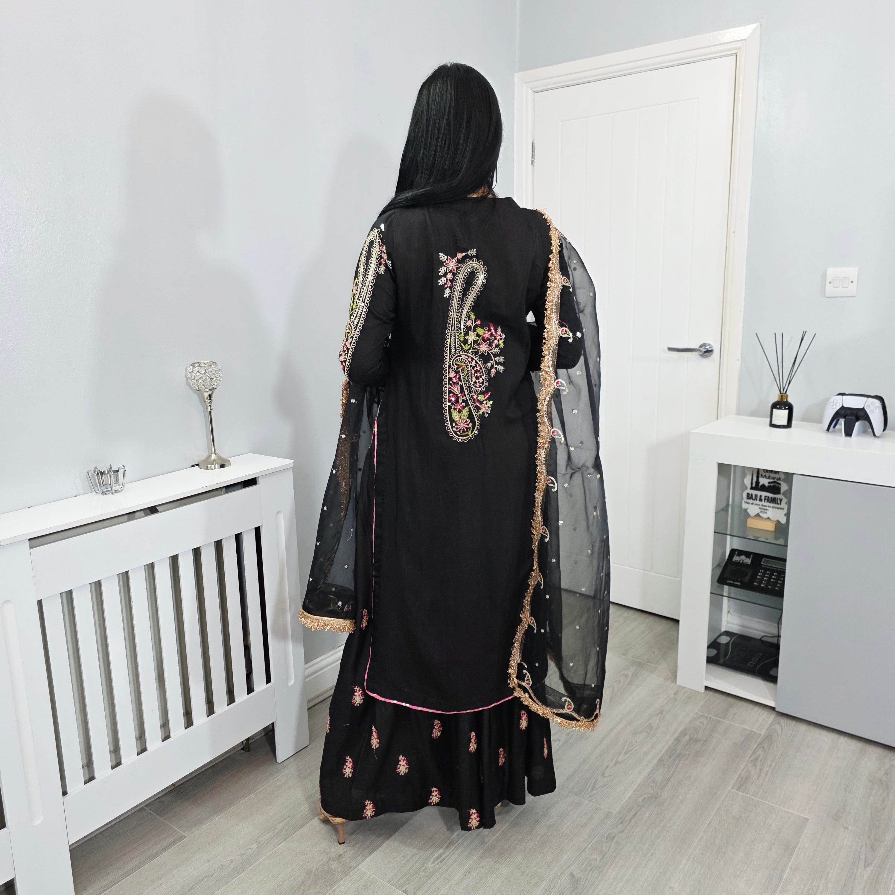 Shiffan Black