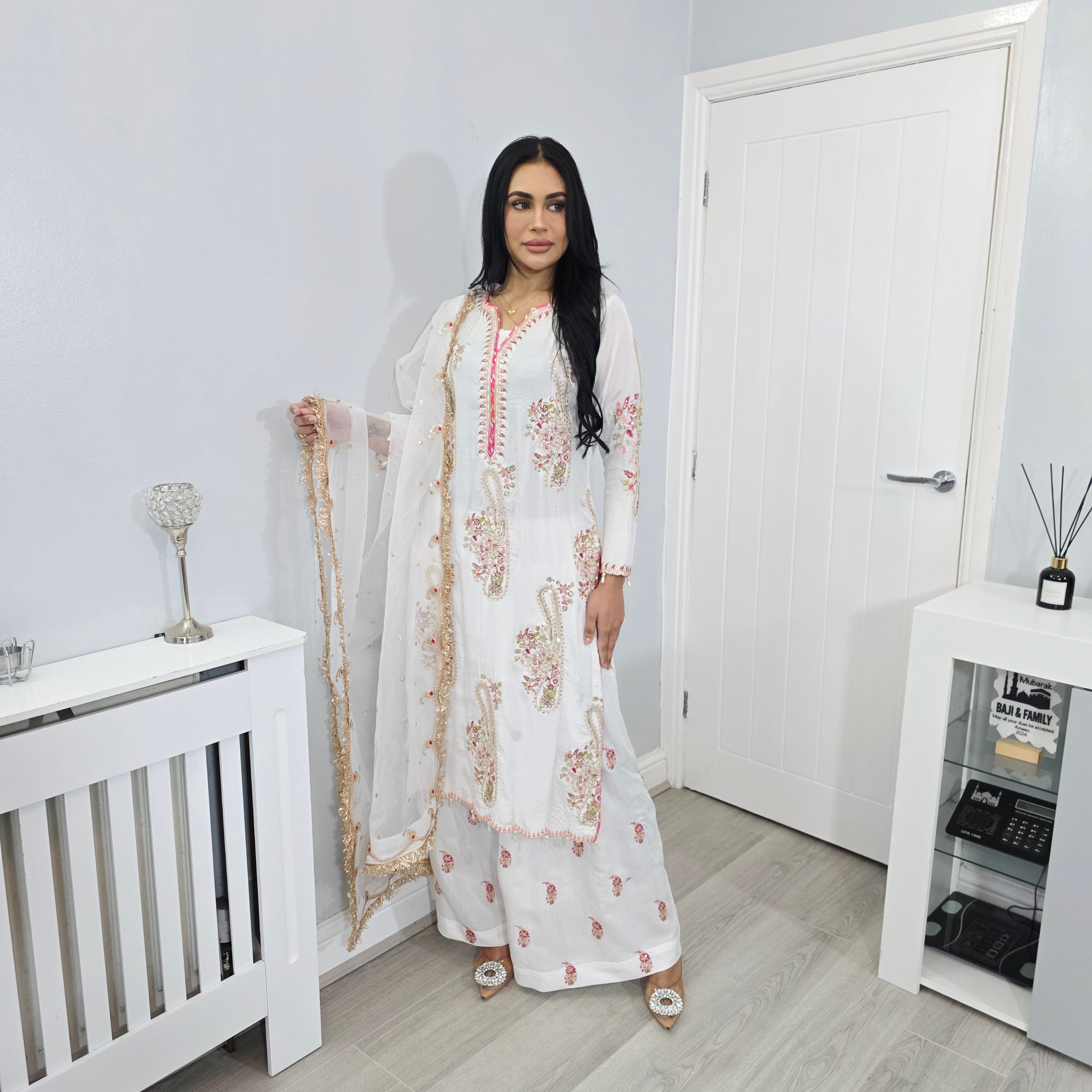 Shiffan White