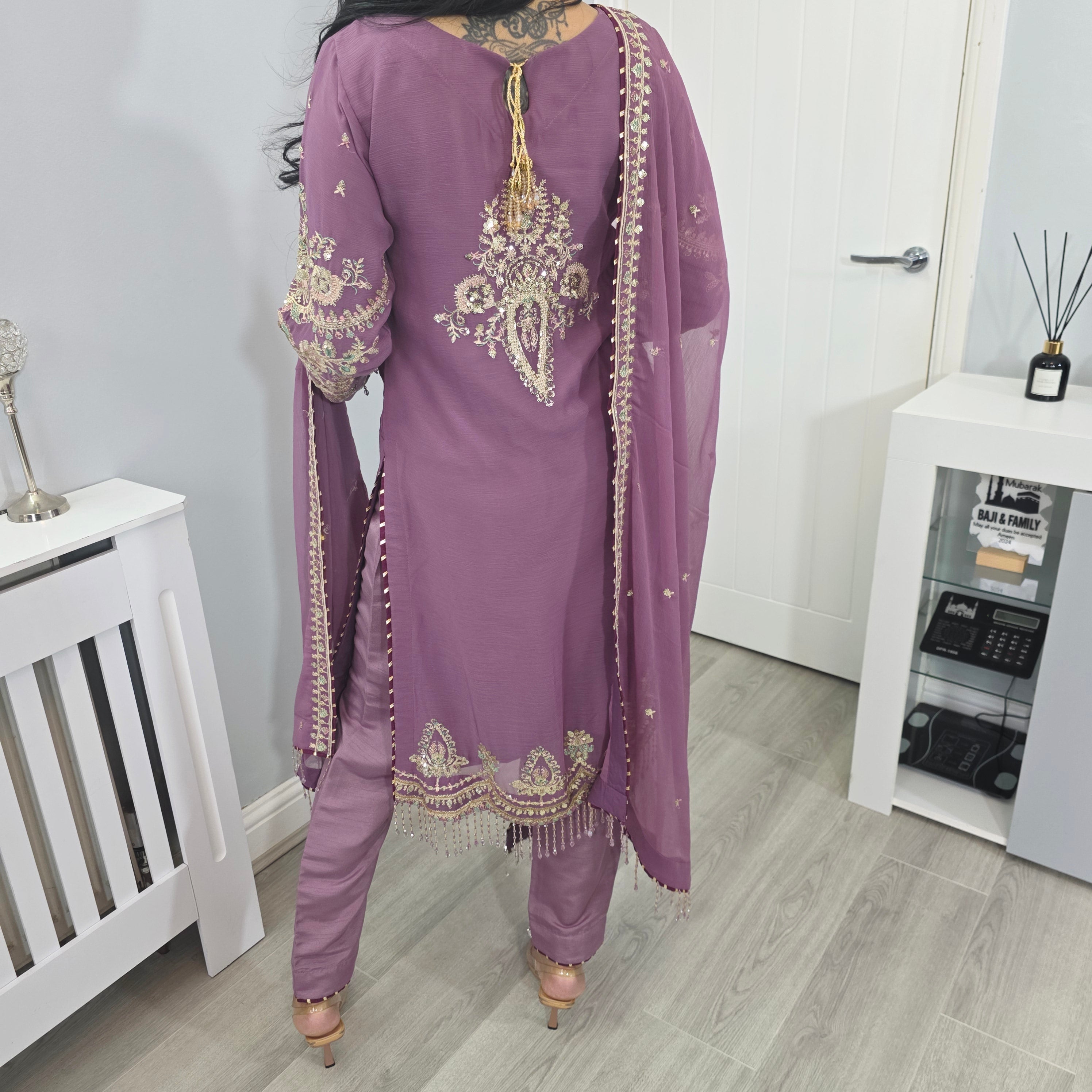 Kundan C1