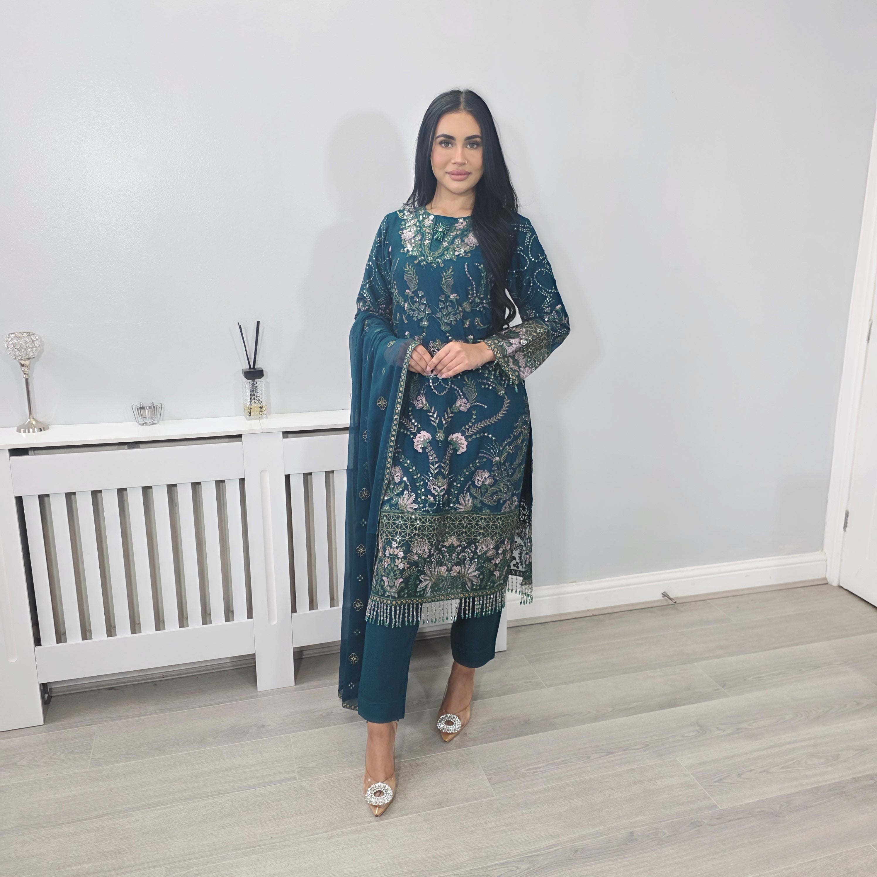 Simmi Teal