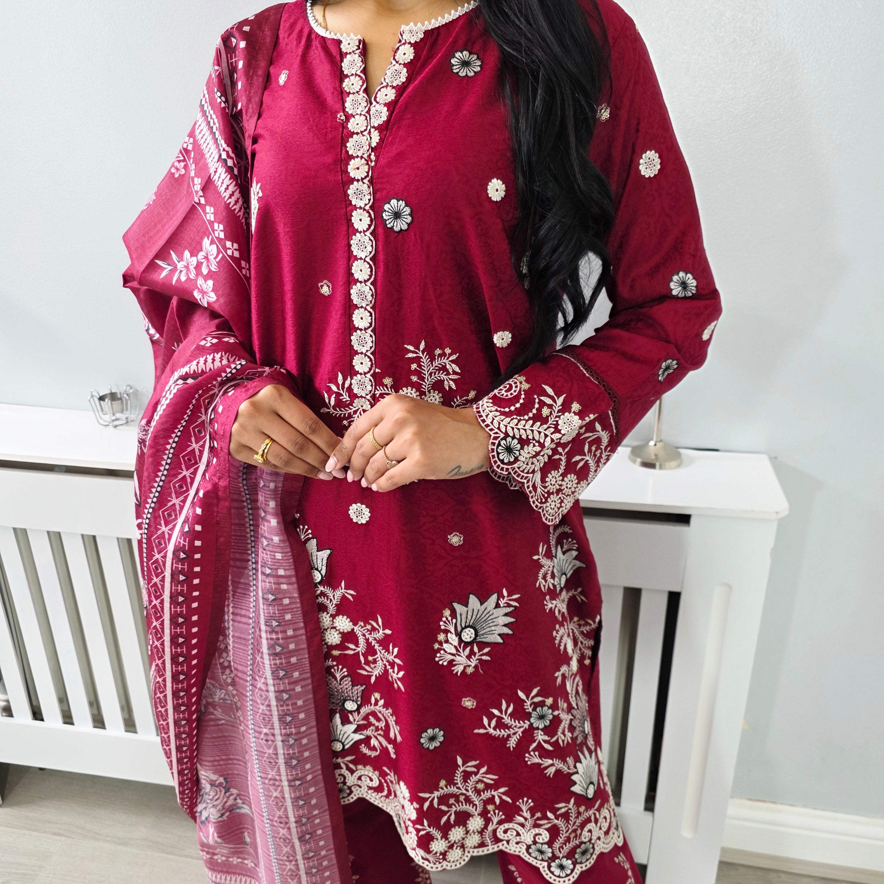 Safia D1
