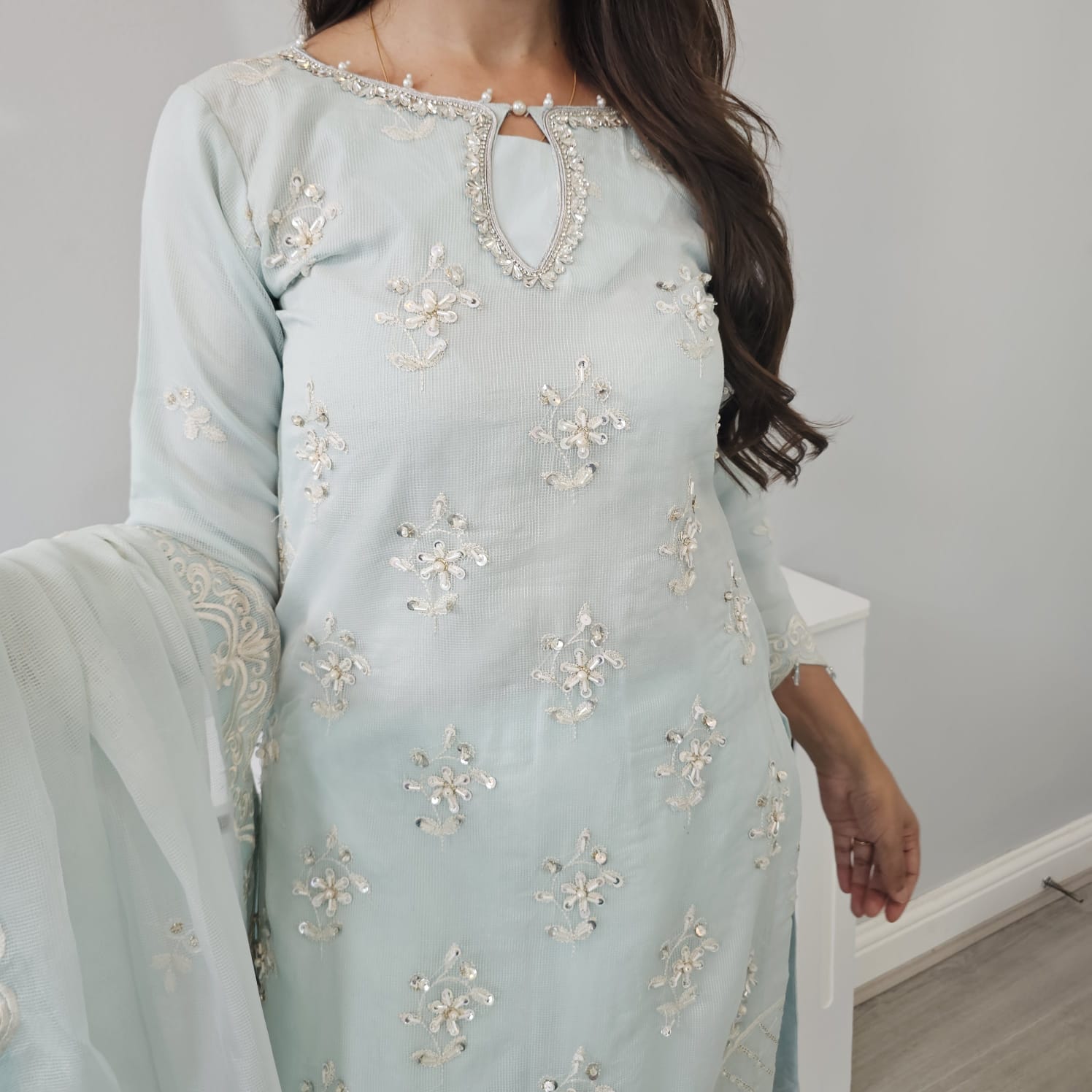 Veena K2