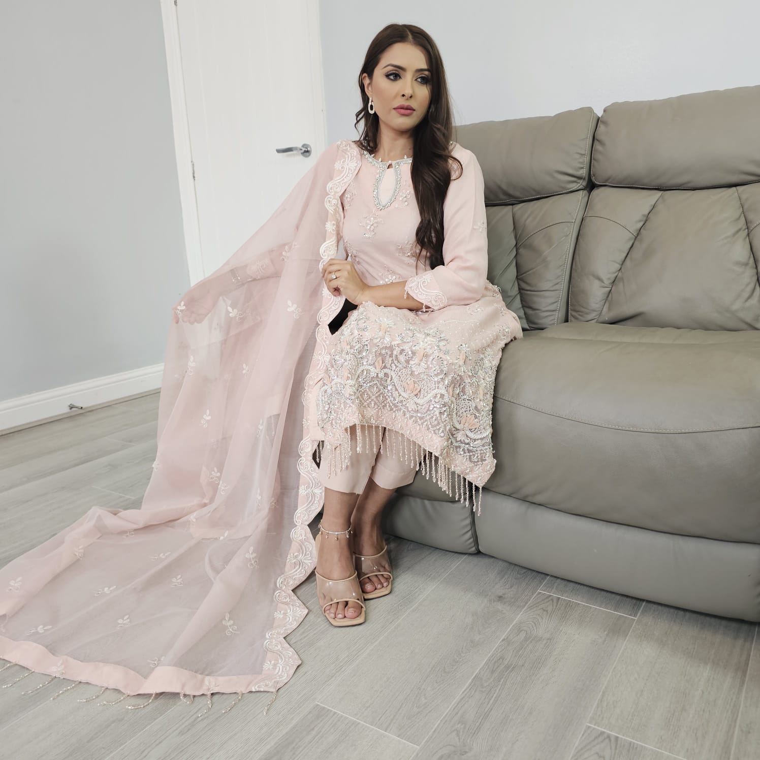 Veena K1