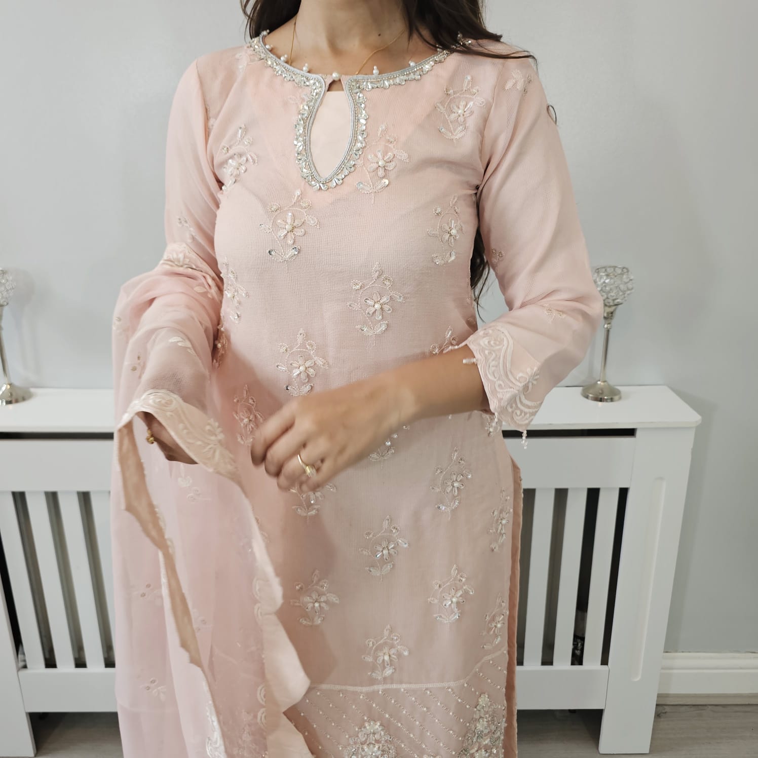 Veena K1
